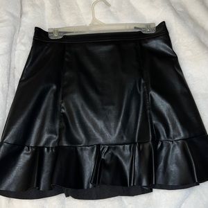 Faux leather mini skirt